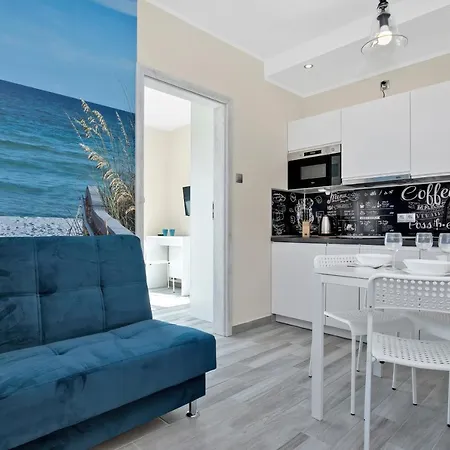 Klara By Jantar Kolobrzeg * 그르지보보